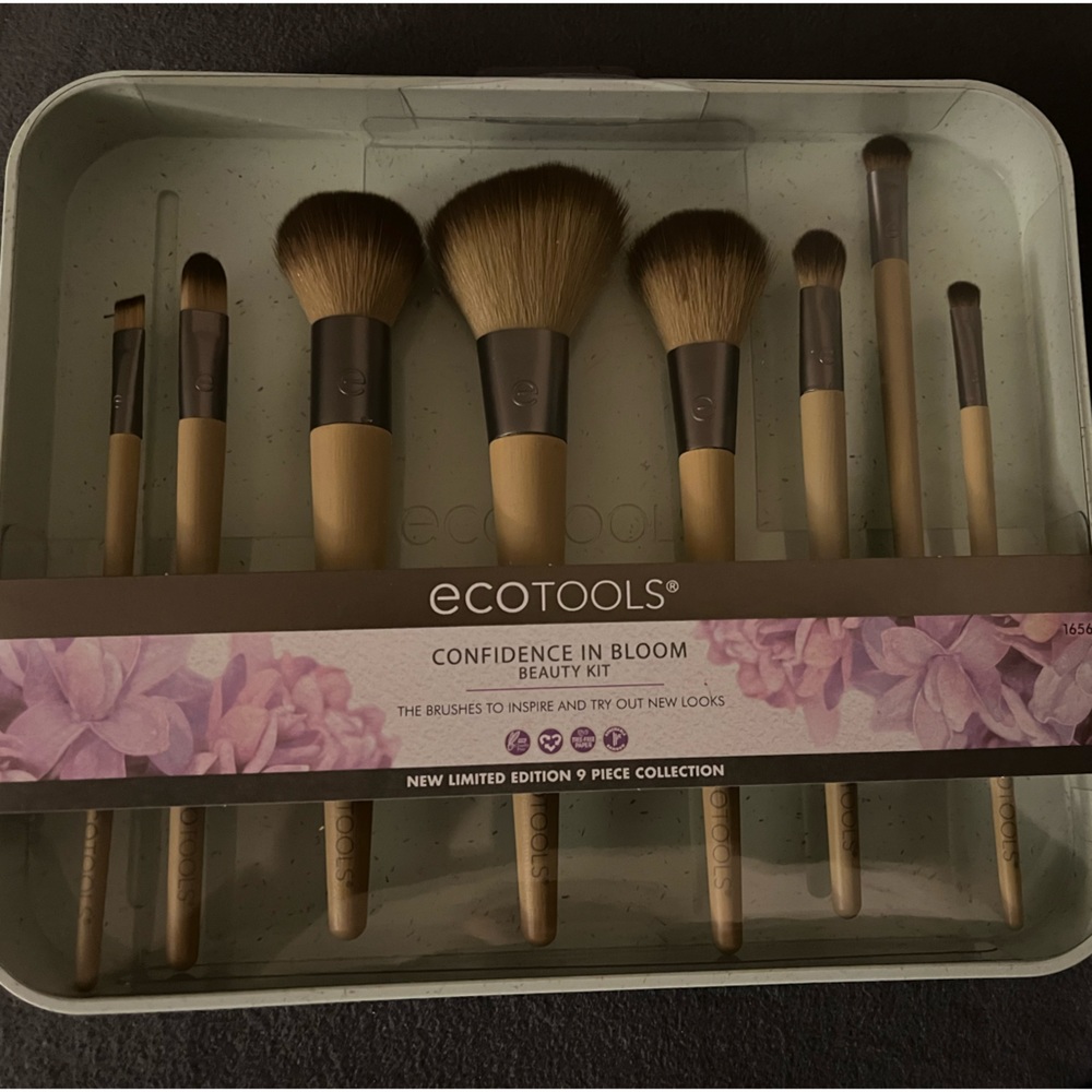 ecoTOOLS Makeup Brushes